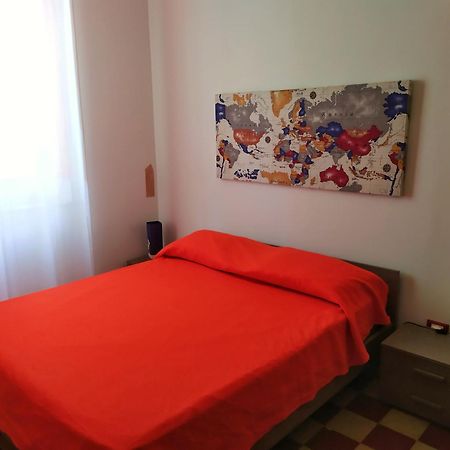 Le Luminarie - Creative Residence Balestrate Habitación foto